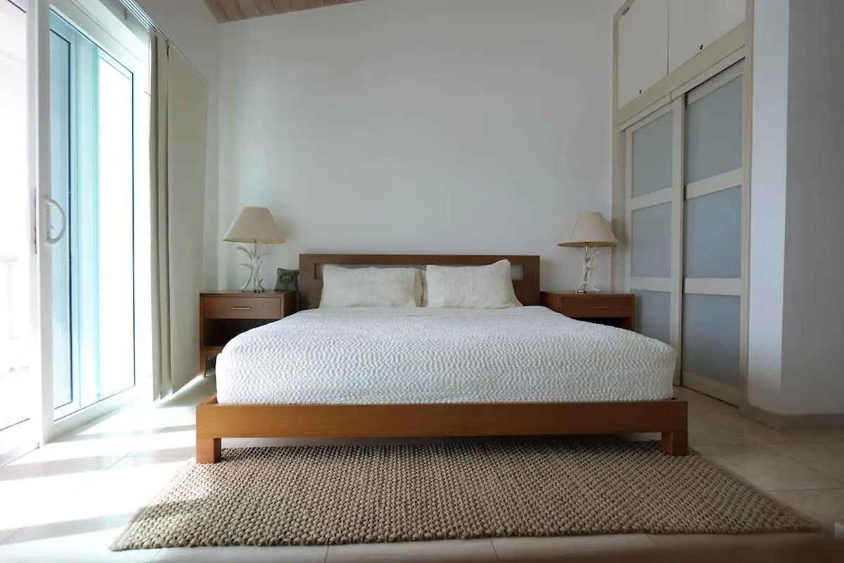 Whispering Palms Villa In Jolly Harbour 0*,  Antigua y Barbuda